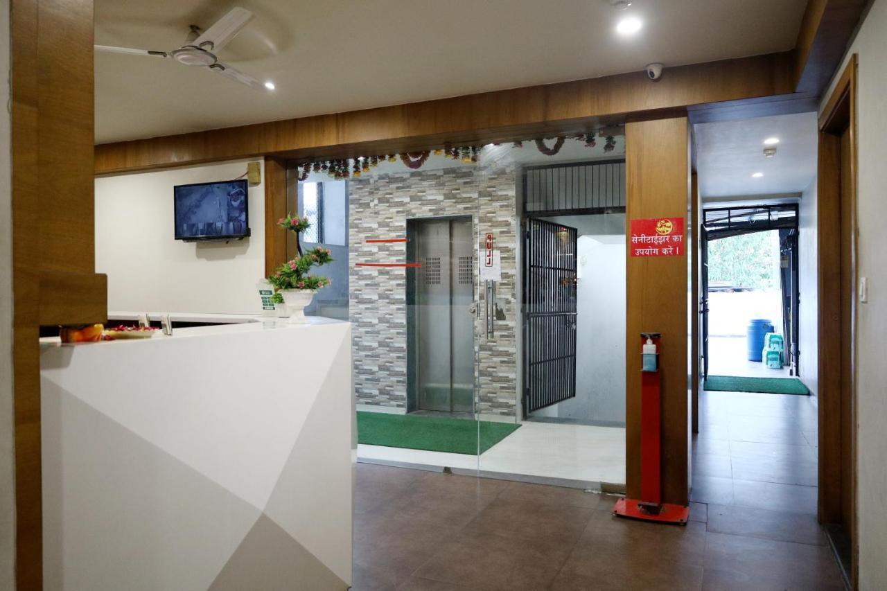 Hotel Madhav Villa Ahmedabad Exterior foto